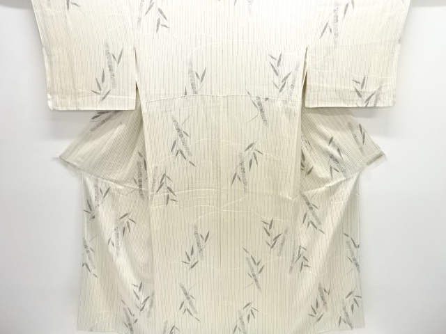 JAPANESE KIMONO / KOMON / FLOWER CLASSICAL PATTERN